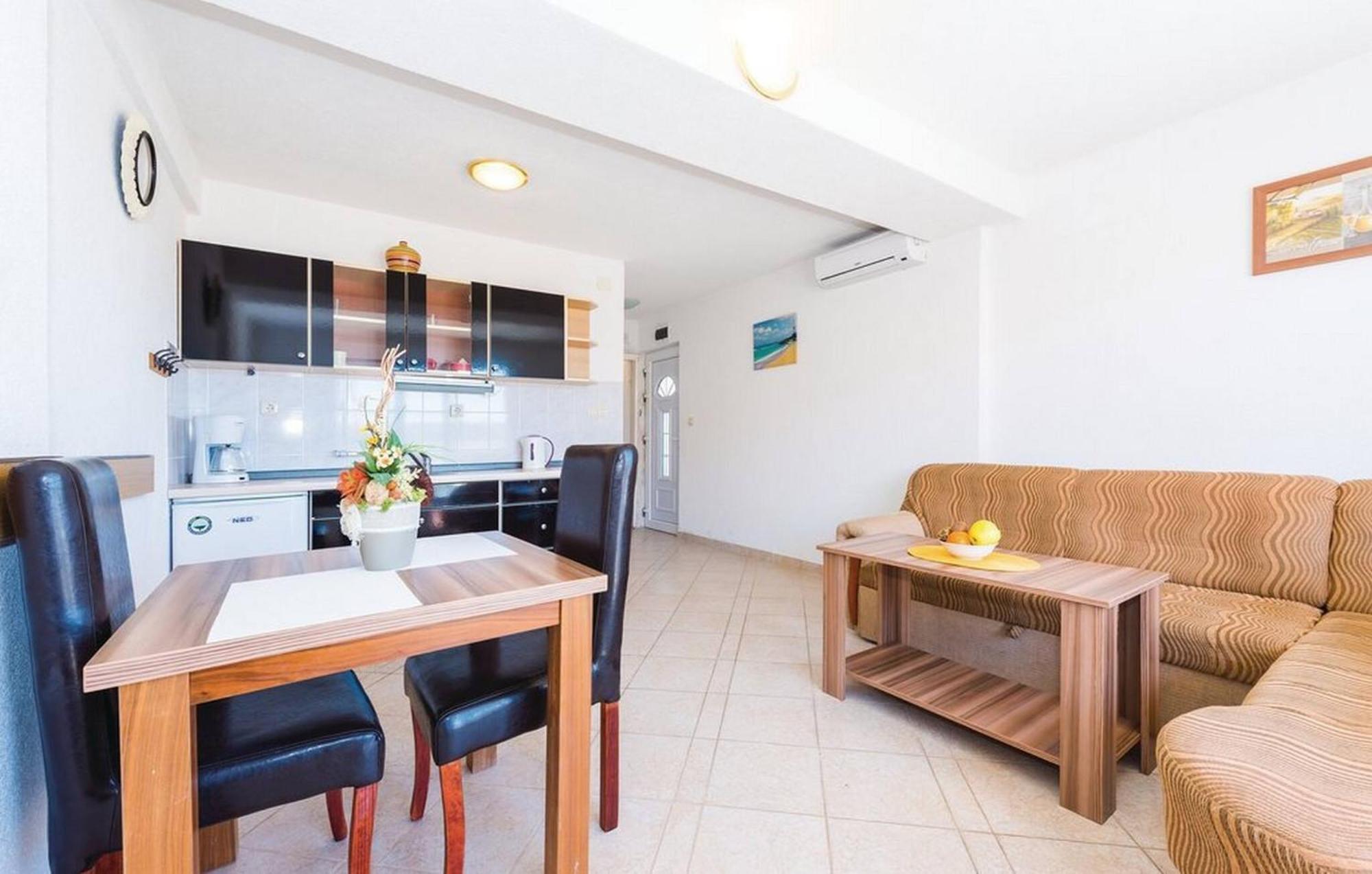 S&G Leko Apartmani Rogoznica Экстерьер фото